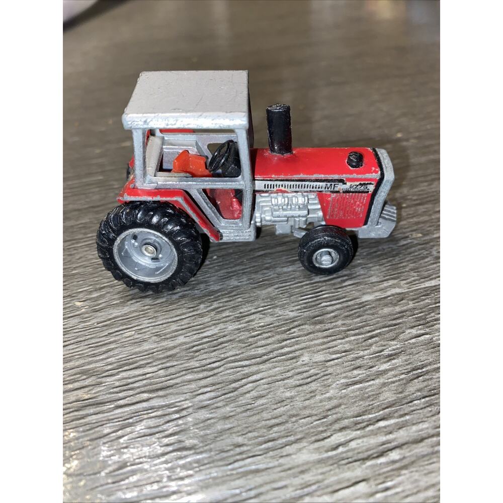 Ertl Massey Ferguson Tractor Diecast